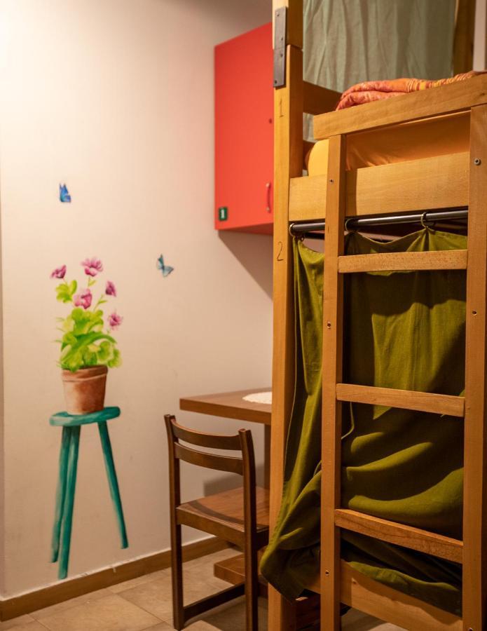 Mi Casa es Tu Casa - Shkodra Backpackers Hostel Bagian luar foto