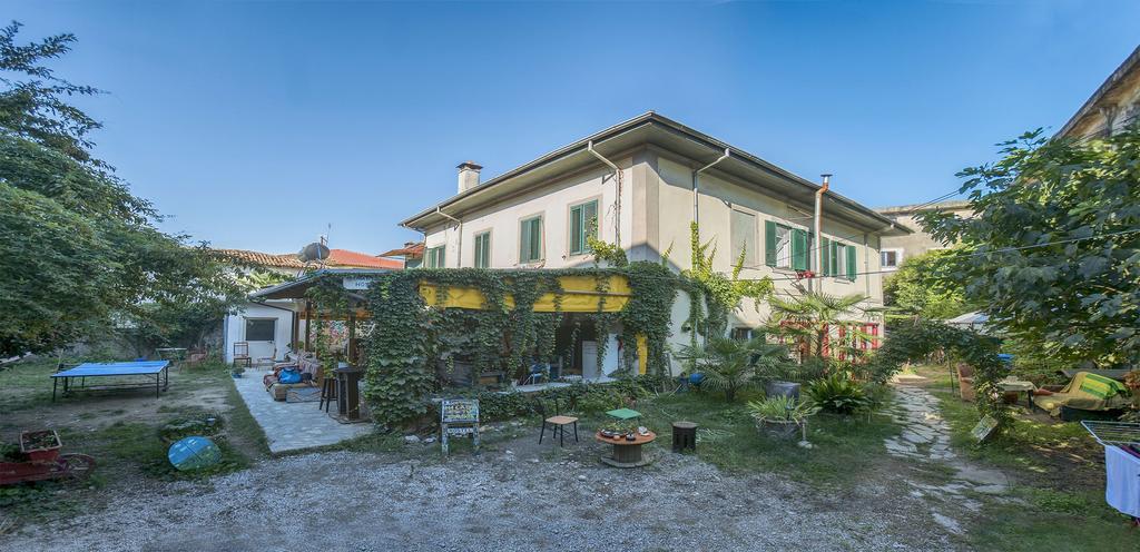 Mi Casa es Tu Casa - Shkodra Backpackers Hostel Bagian luar foto