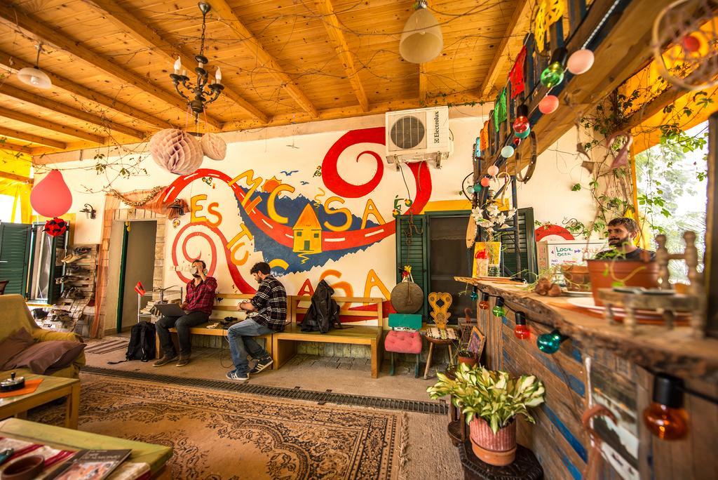 Mi Casa es Tu Casa - Shkodra Backpackers Hostel Bagian luar foto