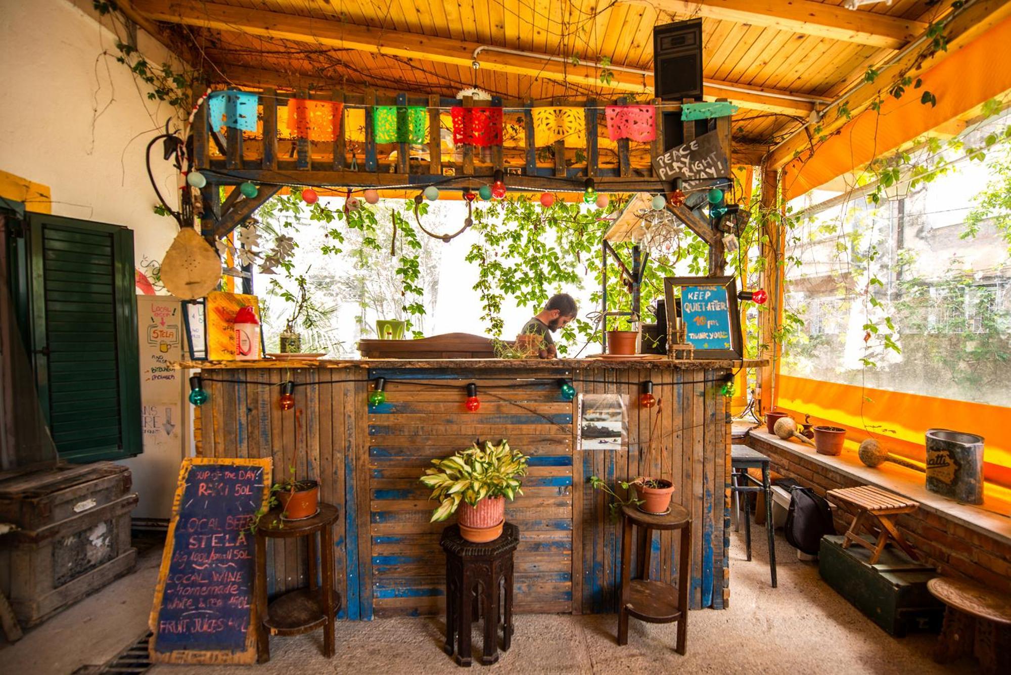 Mi Casa es Tu Casa - Shkodra Backpackers Hostel Bagian luar foto